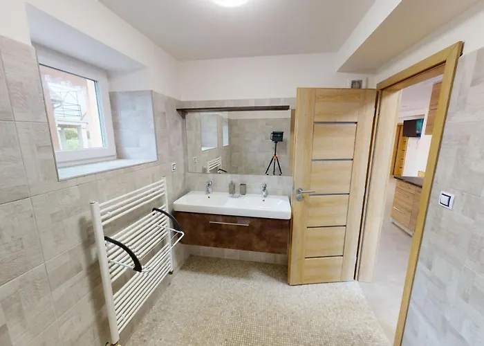 U Mirase Apartament *